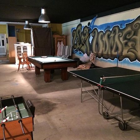 サン・クロードUn Autre Mondeアパートメント エクステリア 写真
